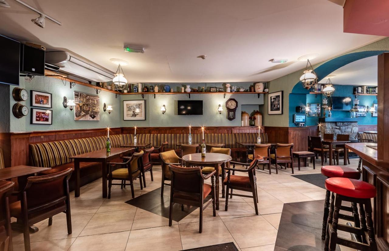 Foley's & Self Catering Homes 3*