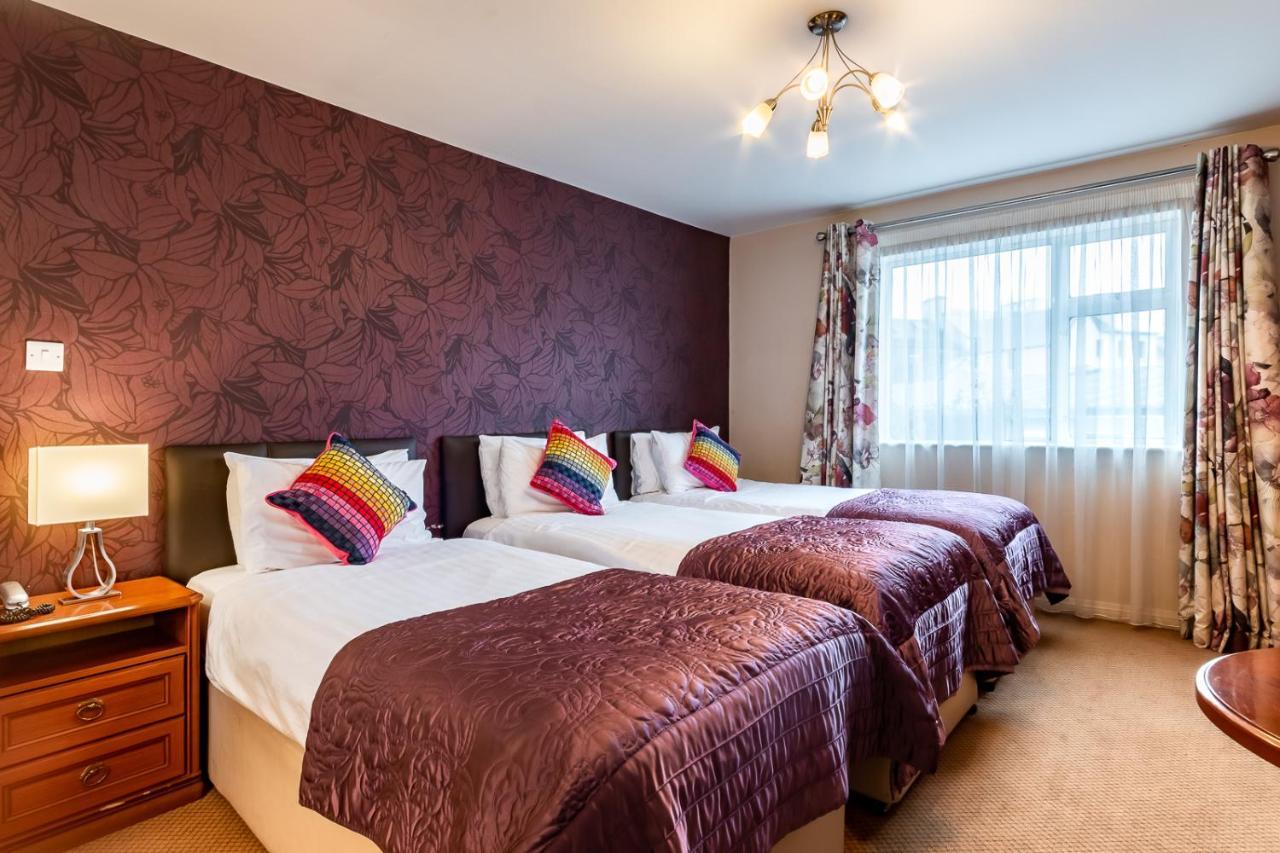 Foley's & Self Catering Homes 3*