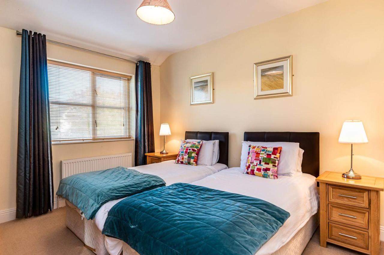 Foley's & Self Catering Homes